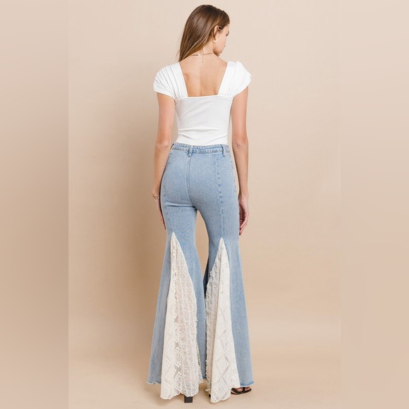 60B. Flared Denim Jean With Lace Detail - Light Wash - Picture 6 of 7